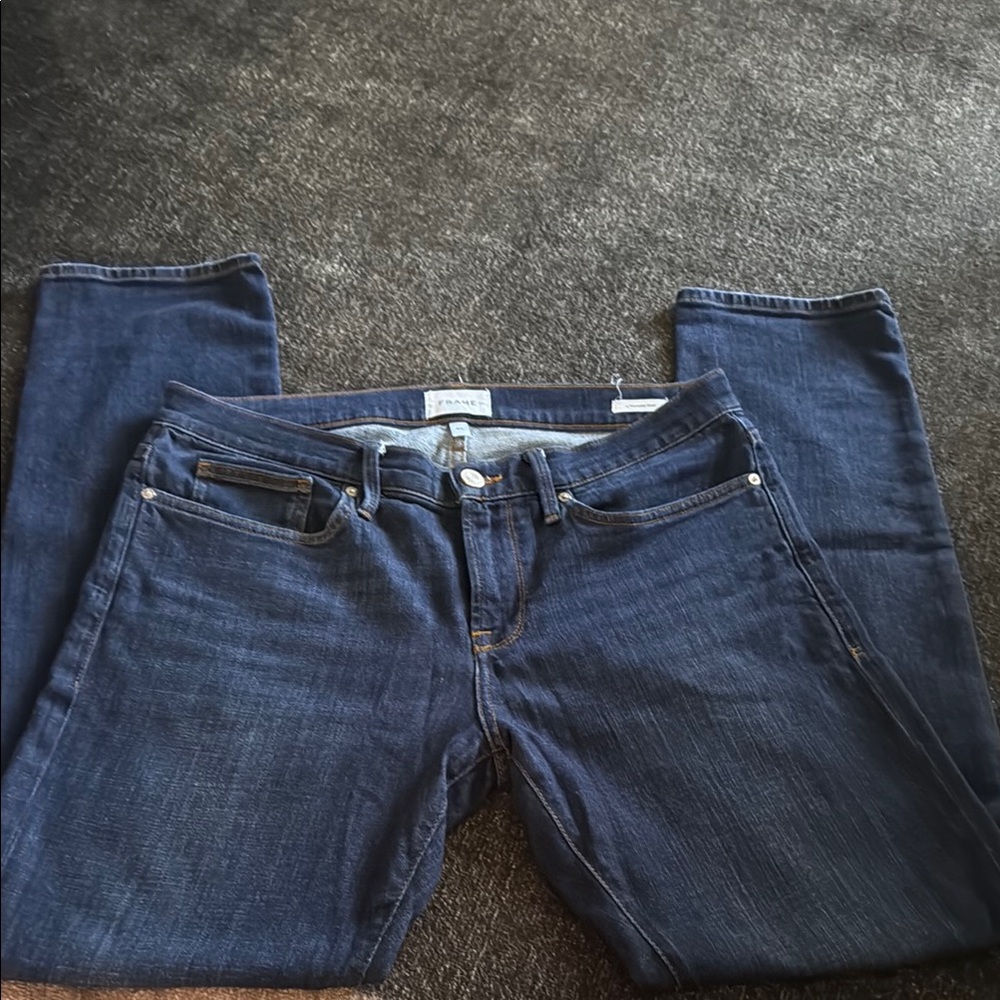 Men’s Frame L’Homme Slim 34
Indigo blue
Good condition
Never altered